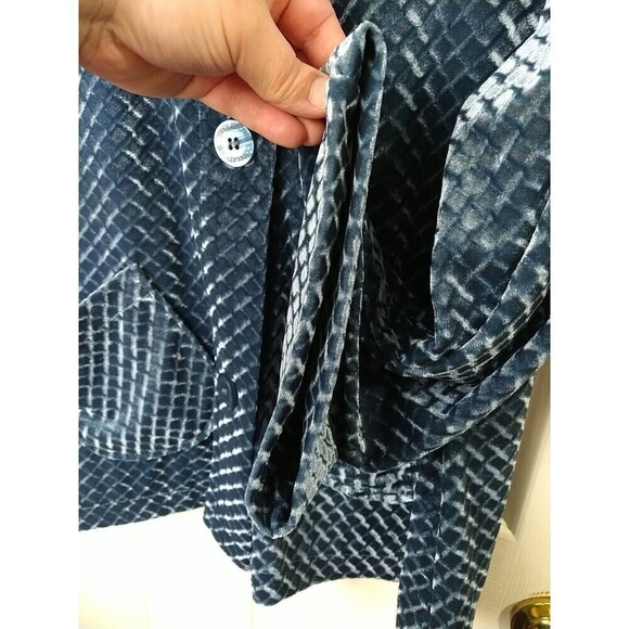 Cuddletown Blue Velour Three Button Mock Neck Pocket Jacket. Size S - Picture 8 of 10